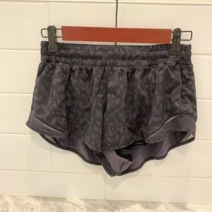 Lululemon Hottie Hot 2.5 Shorts